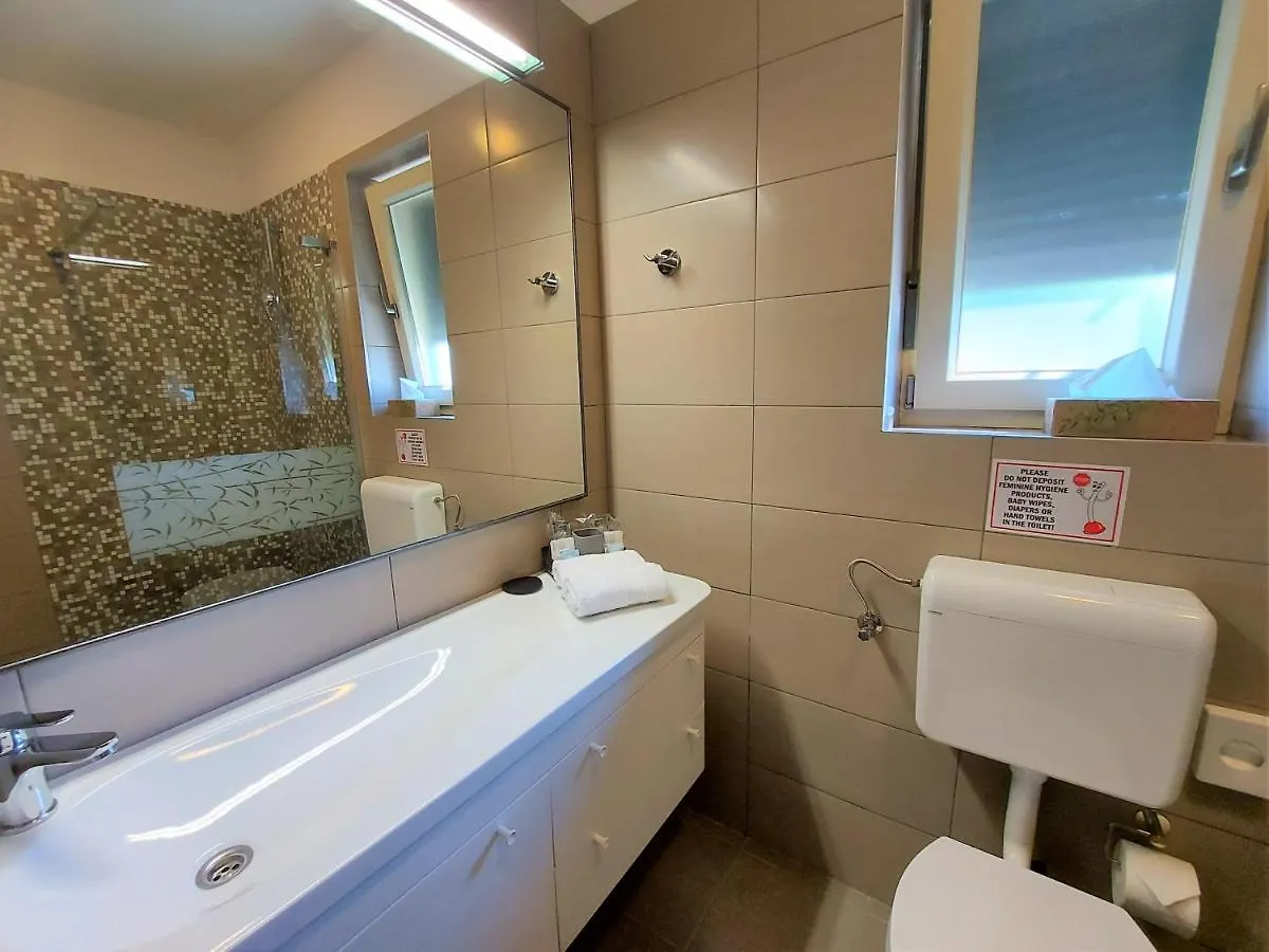 Rooms And Apartments Istrasoley Bale 4*,
