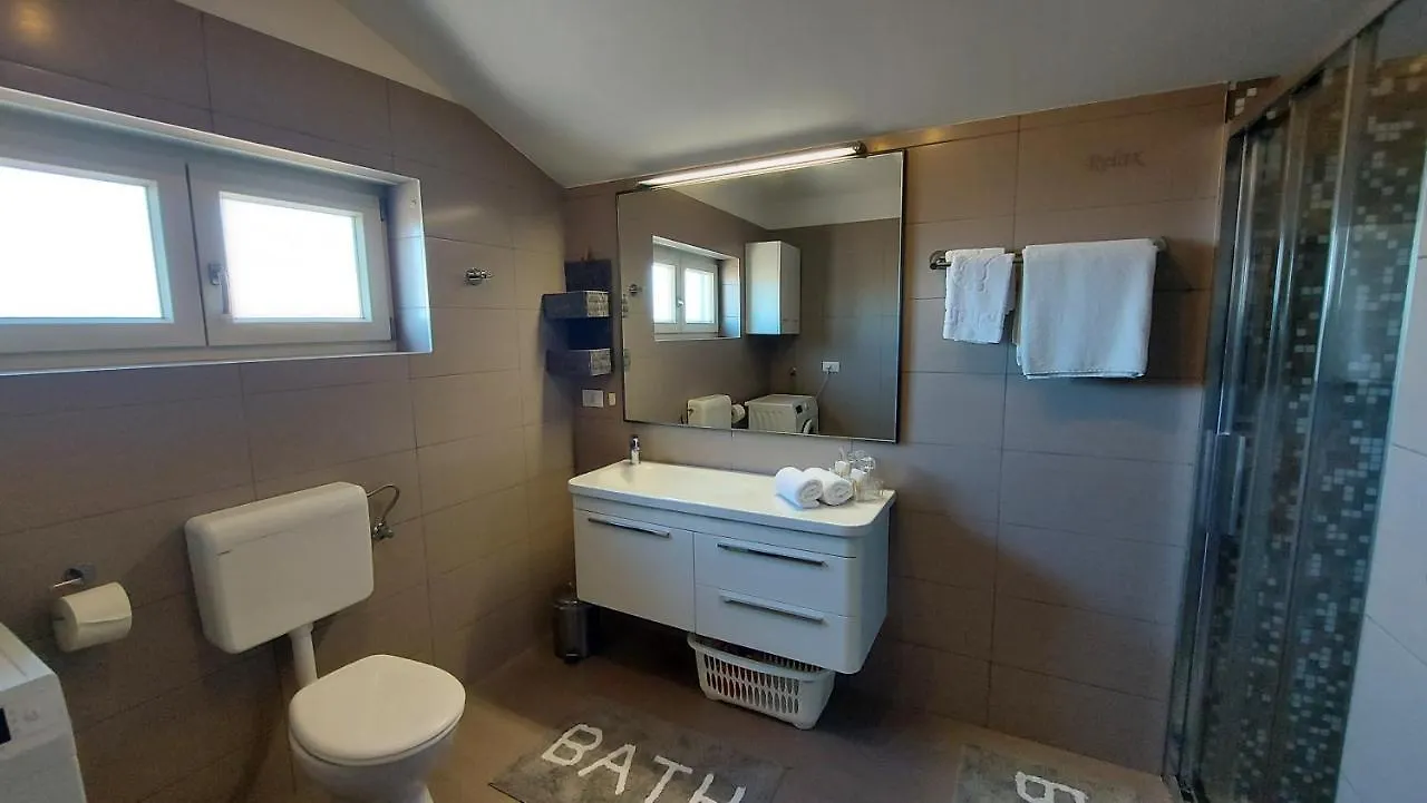Rooms And Apartments Istrasoley Bale Croatia