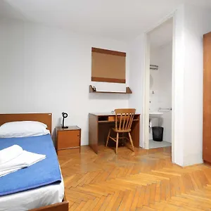rooms-studentsko-naselje-ivan-goran-kovacic.primorje-gorskikotar.com/