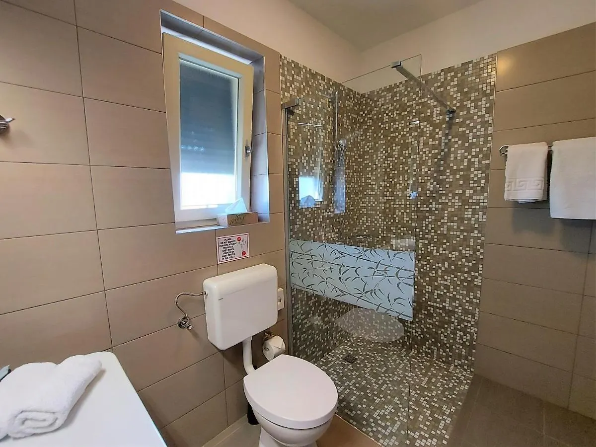 Rooms And Apartments Istrasoley Bale Croatia