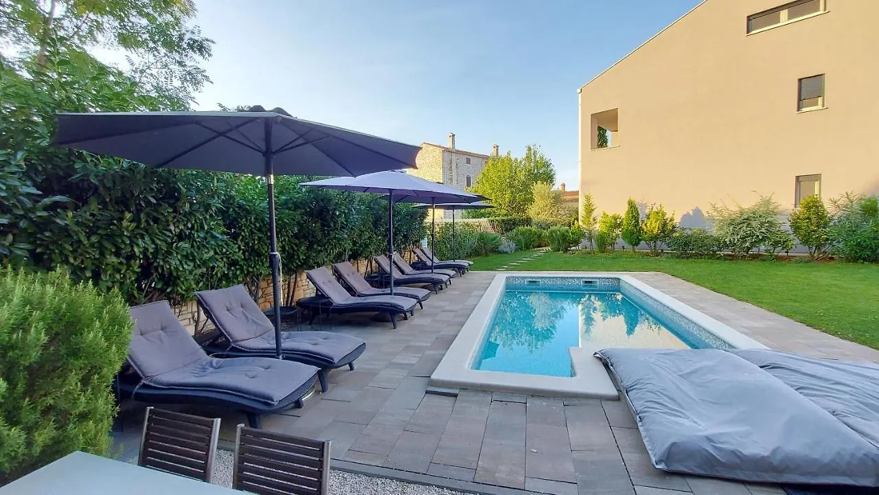 **** Guest house Rooms And Apartments Istrasoley Bale Croatia