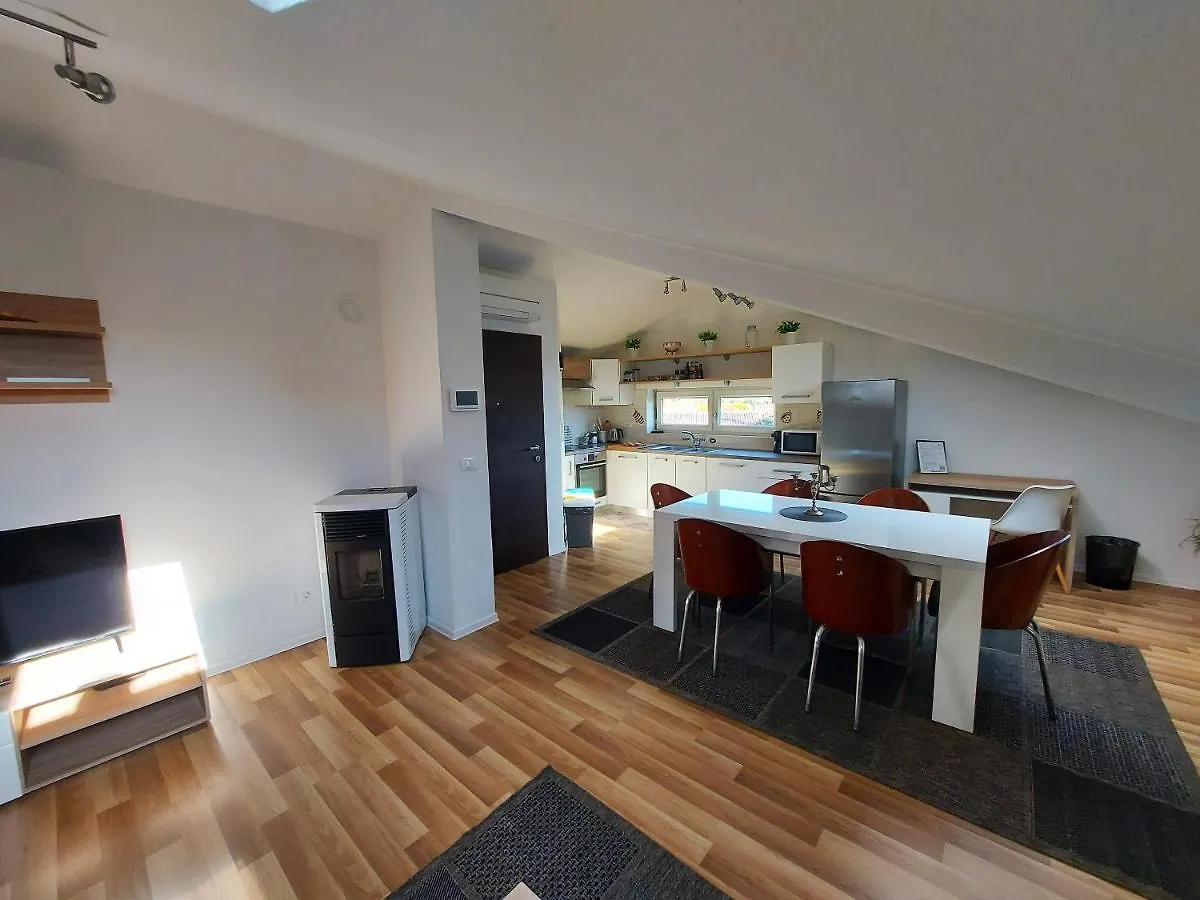 Guest house Rooms And Apartments Istrasoley Bale
